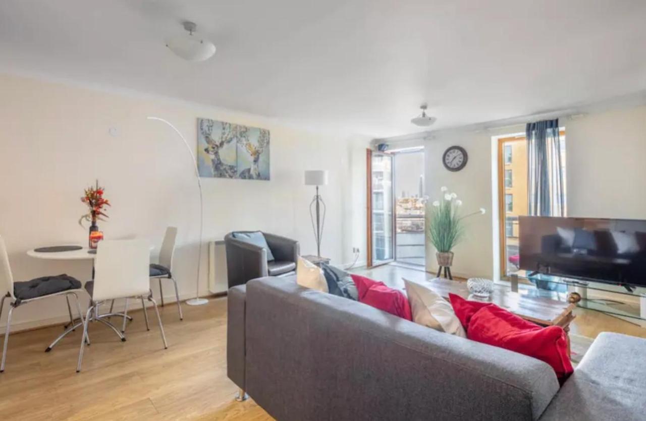 1 Bedroom Flat With Free Parking London Exteriör bild